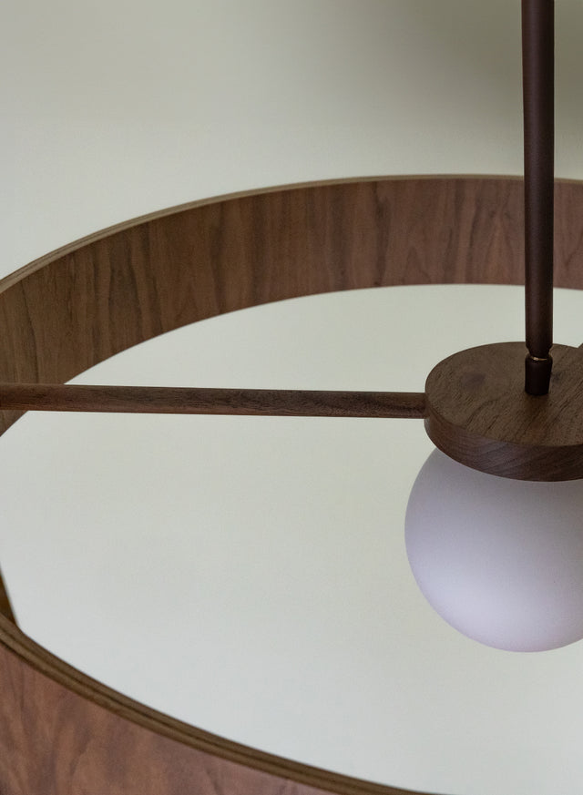 ROUND THIN walnut | Pendant Light