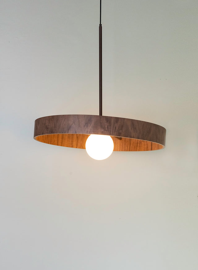 ROUND THIN walnut | Pendant Light